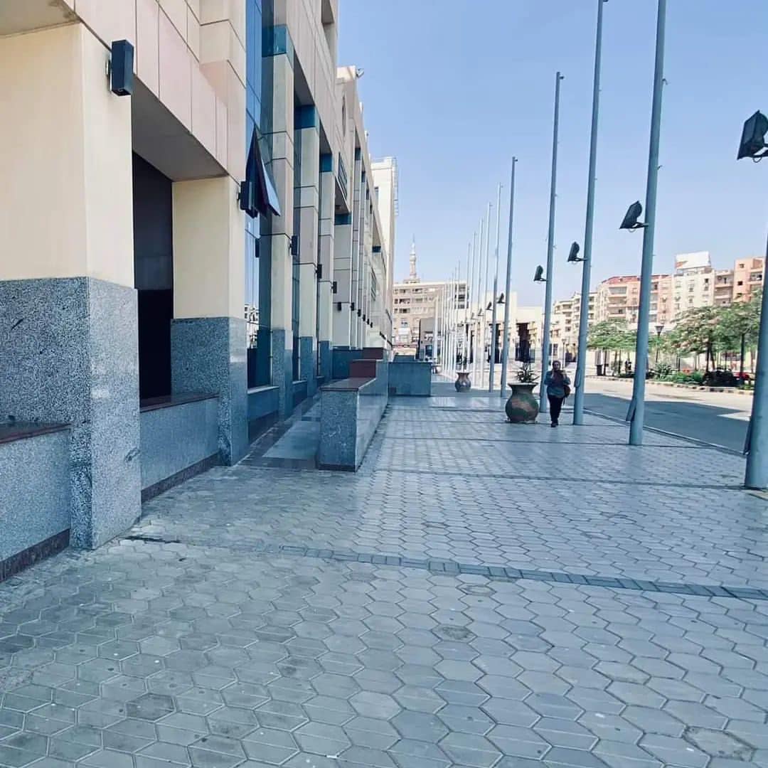 University Image 3